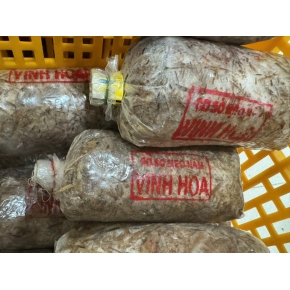 Hình ảnh thật từ trại nấm sử dụng meo nấm rơm VINH HOA